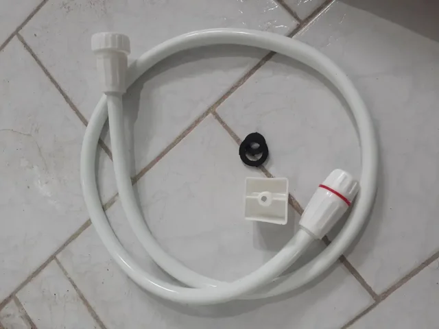 شیلنگ دستشویی پلاستیکی سپهر